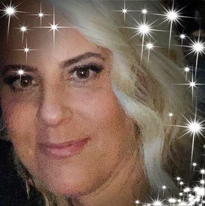 Meet your Posher, Phyllis